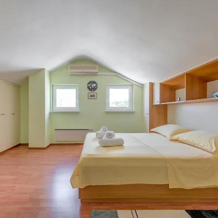 Villa Lille Trogir