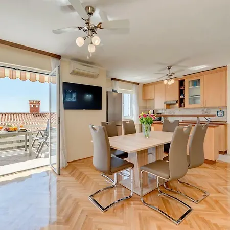 Lille Villa Trogir